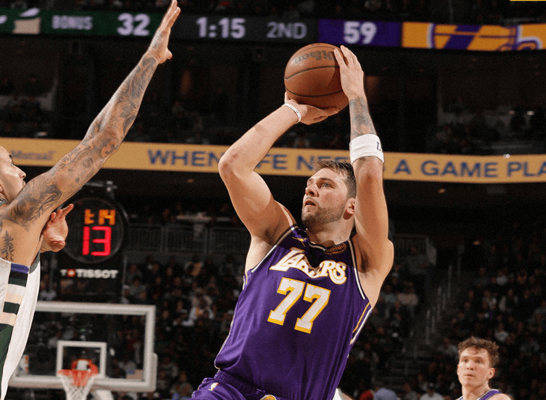 爱游戏登入关于密尔沃基雄鹿手感冰凉备战NBA常规赛东契奇连续二十场比赛得分超过刷新纪录，这操作让人直呼：塔图姆在TES比赛中高光表现的信息